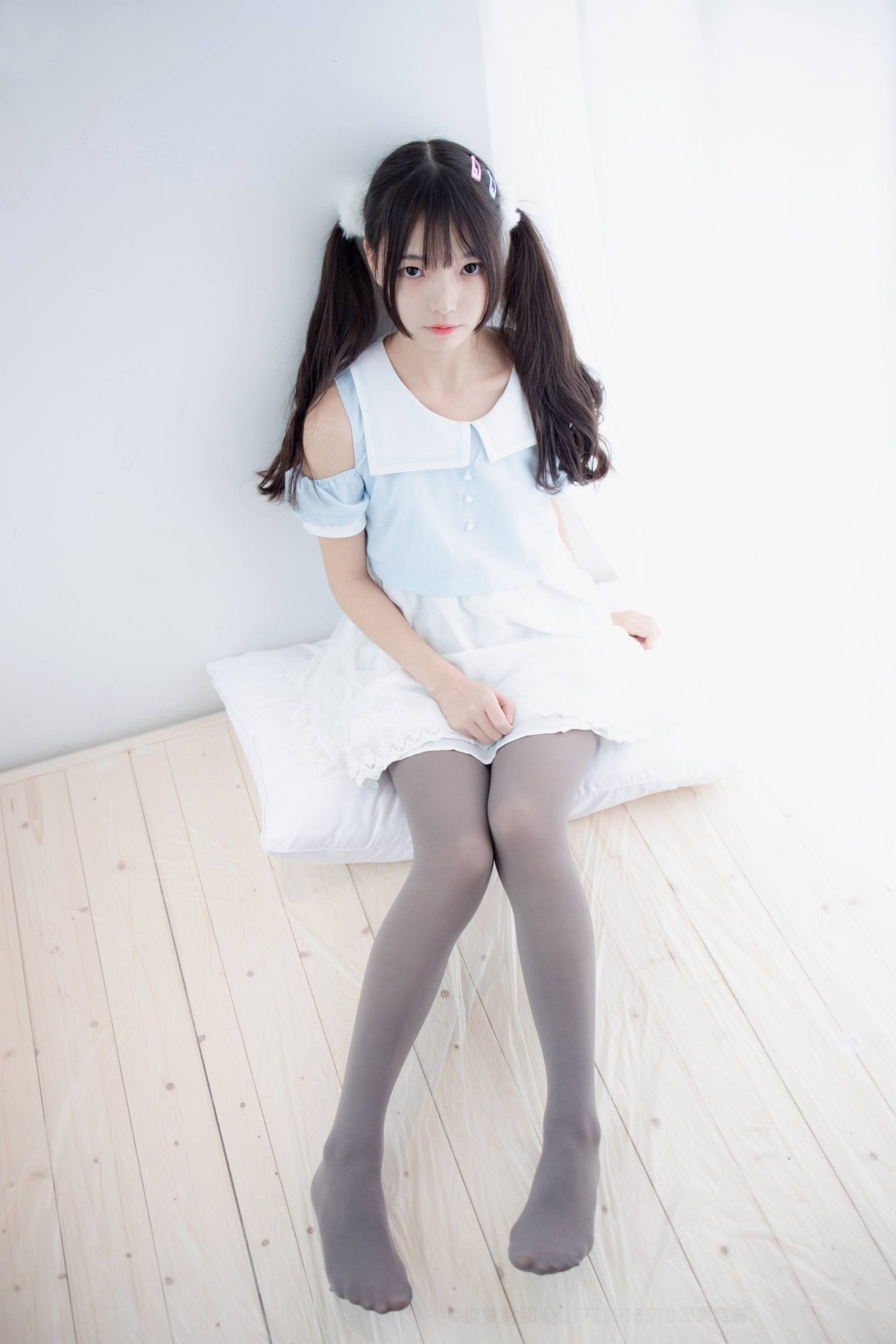 图片[2]-超级甜美的灰丝小姑娘【86P】20005-小鹿图库