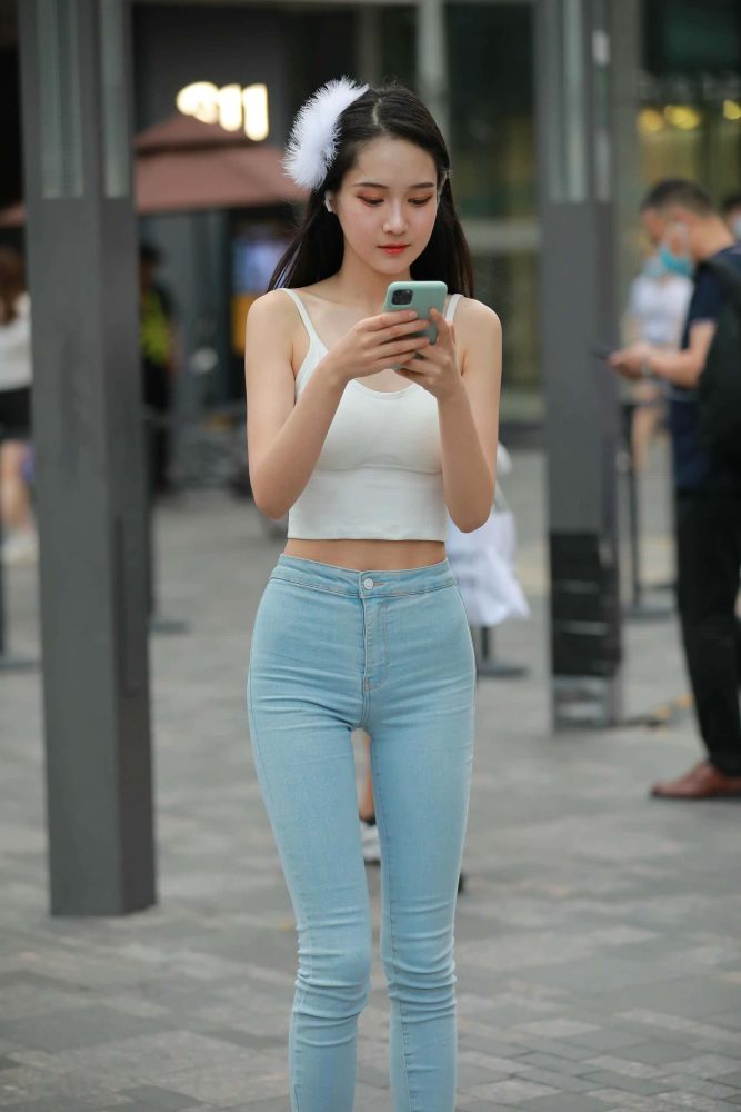 非常漂亮的牛仔裤女孩【98P】J2144-小鹿图库
