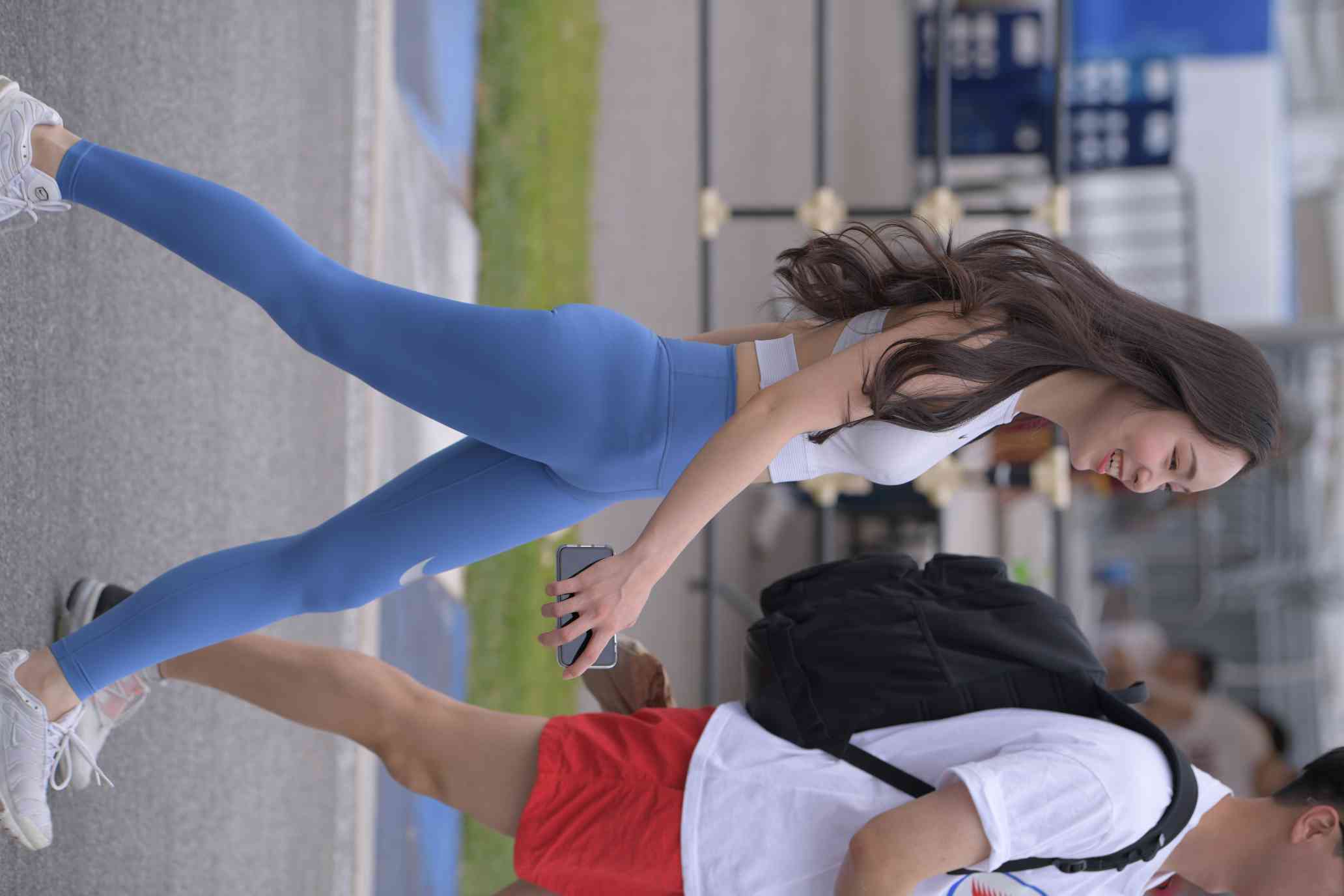 图片[4]-陪男朋友逛街的瑜伽裤女孩【74P】04034-小鹿图库