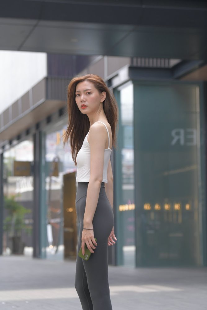 身材很棒的瑜伽裤长发女孩 J3291 790P-16.8GB-小鹿图库