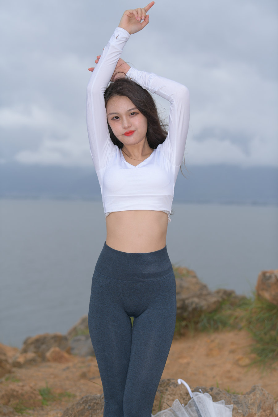 图片[2]-深蓝色瑜伽裤甜美女孩 J1320 514P2V-17.5GB-小鹿图库
