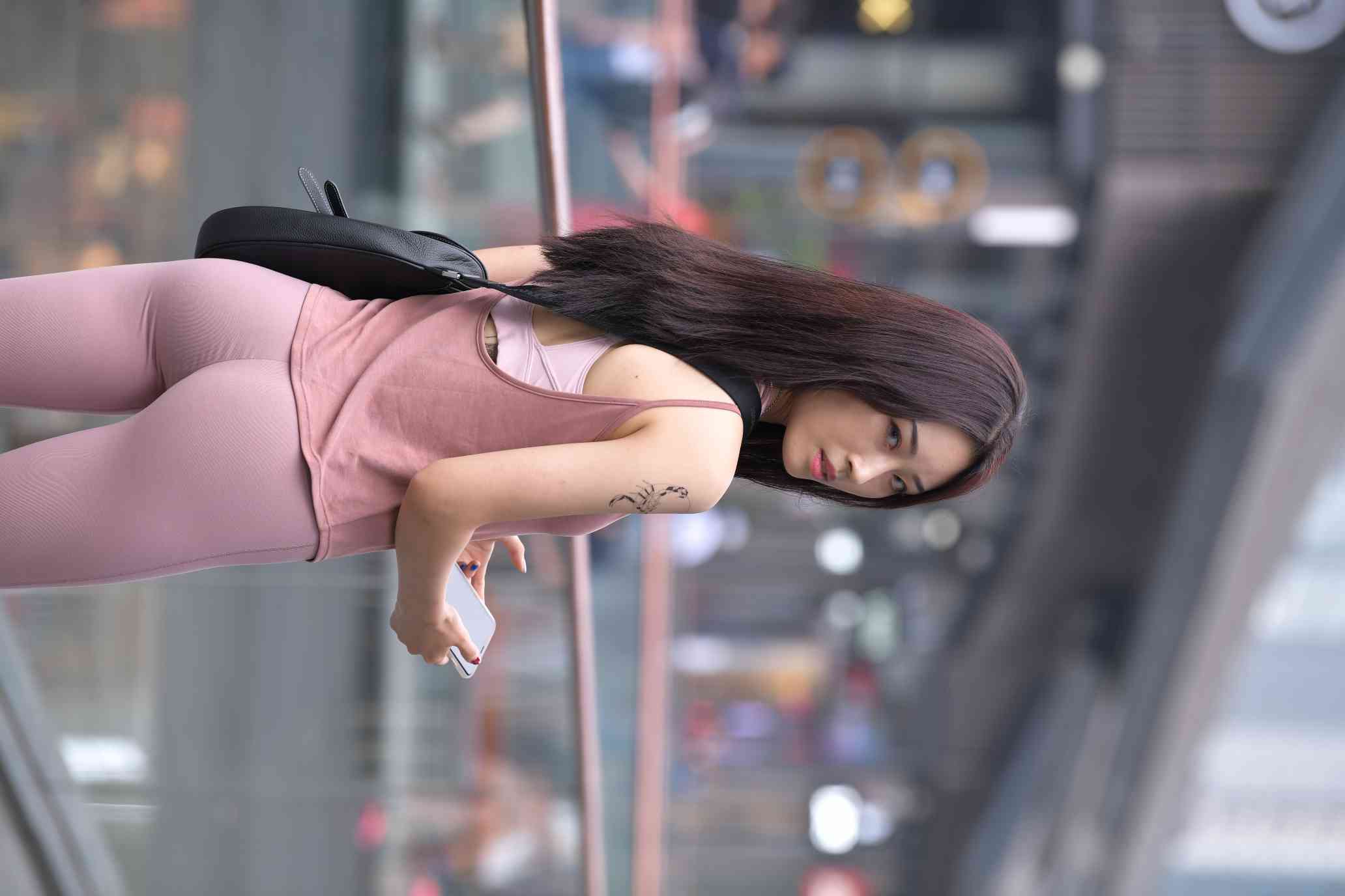 图片[2]-特别哇塞的瑜伽裤女人【217P】04018-小鹿图库