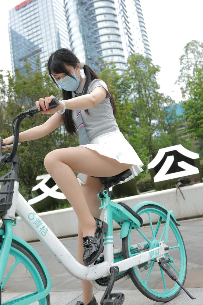 百褶裙少女的心事【476P】J1374-小鹿图库