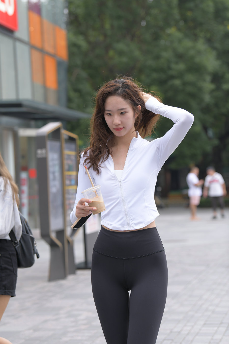 图片[3]-像刘亦菲的黑色瑜伽裤女孩J2237 340P1V-14.8GB-小鹿图库