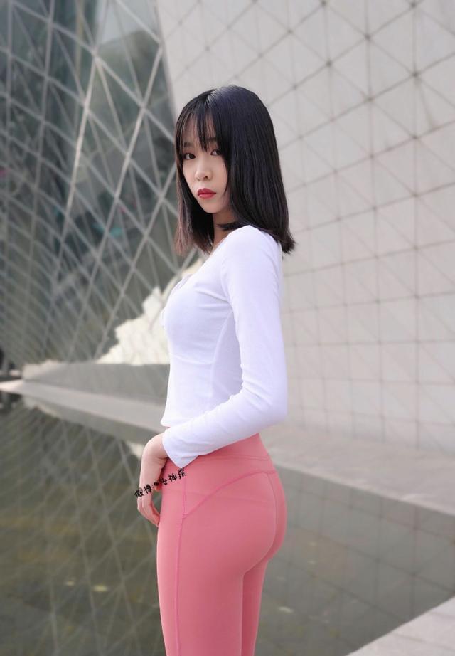 图片[4]-粉色瑜伽裤年轻女孩 J1311 417P17V-14.9GB-小鹿图库