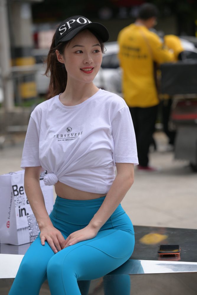 图片[2]-蓝色瑜伽裤阳光女孩J2095 611P1V-21.8GB-小鹿图库