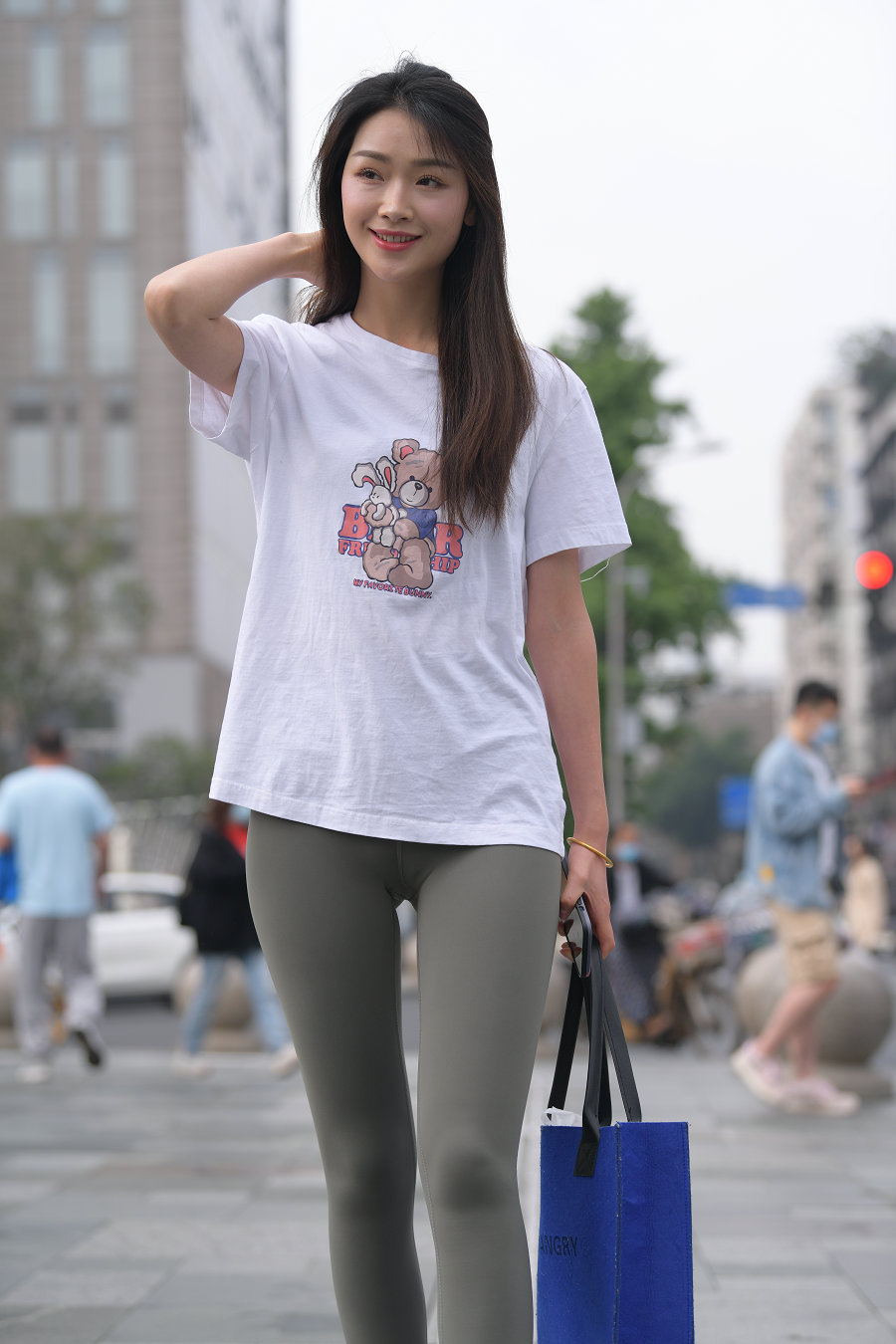 图片[1]-一身休闲装的瑜伽裤女孩J2961 709P1V-24.1GB-小鹿图库