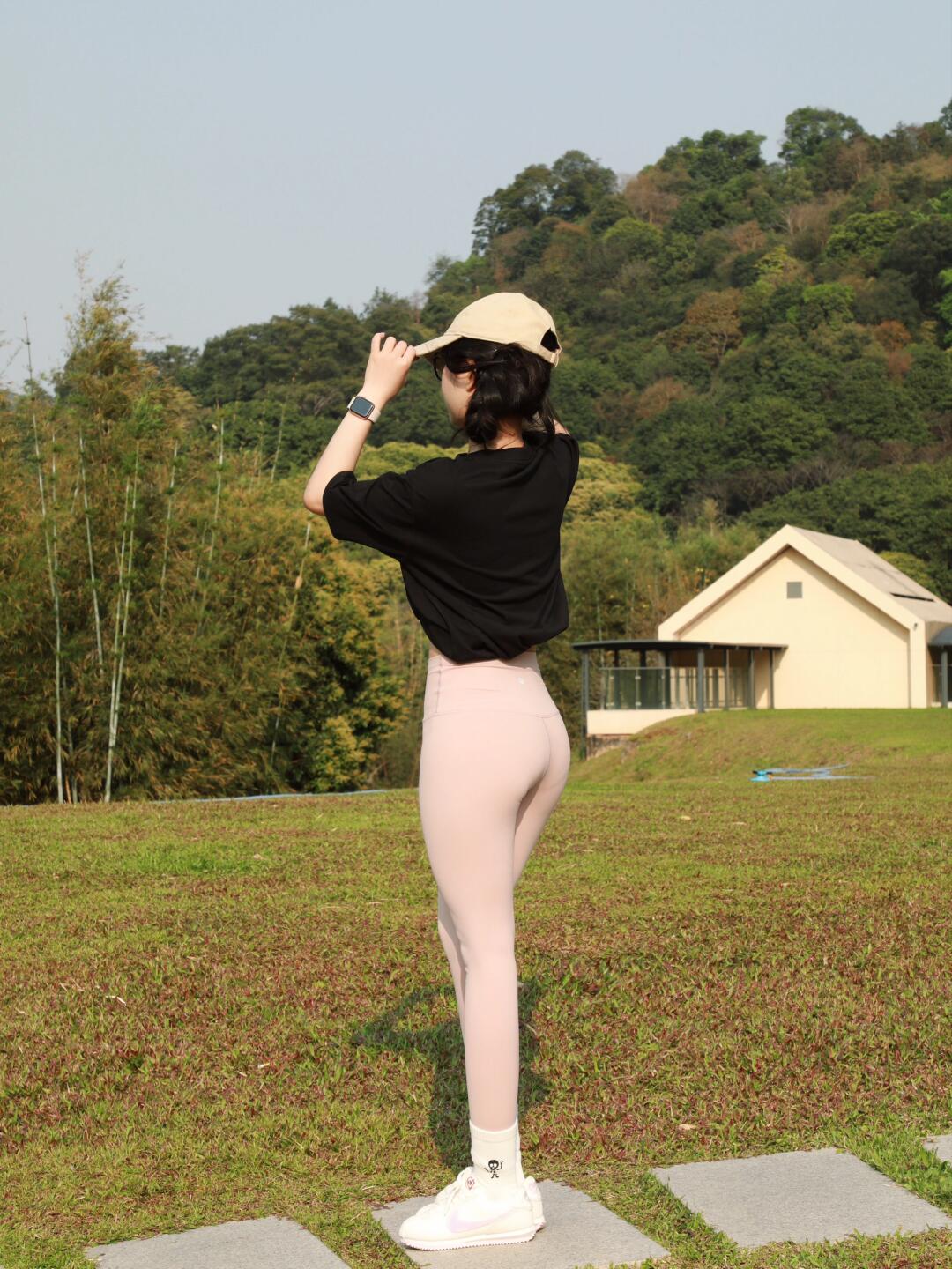 图片[2]-喜欢瑜伽的阳光快乐女孩【135P】04042-小鹿图库