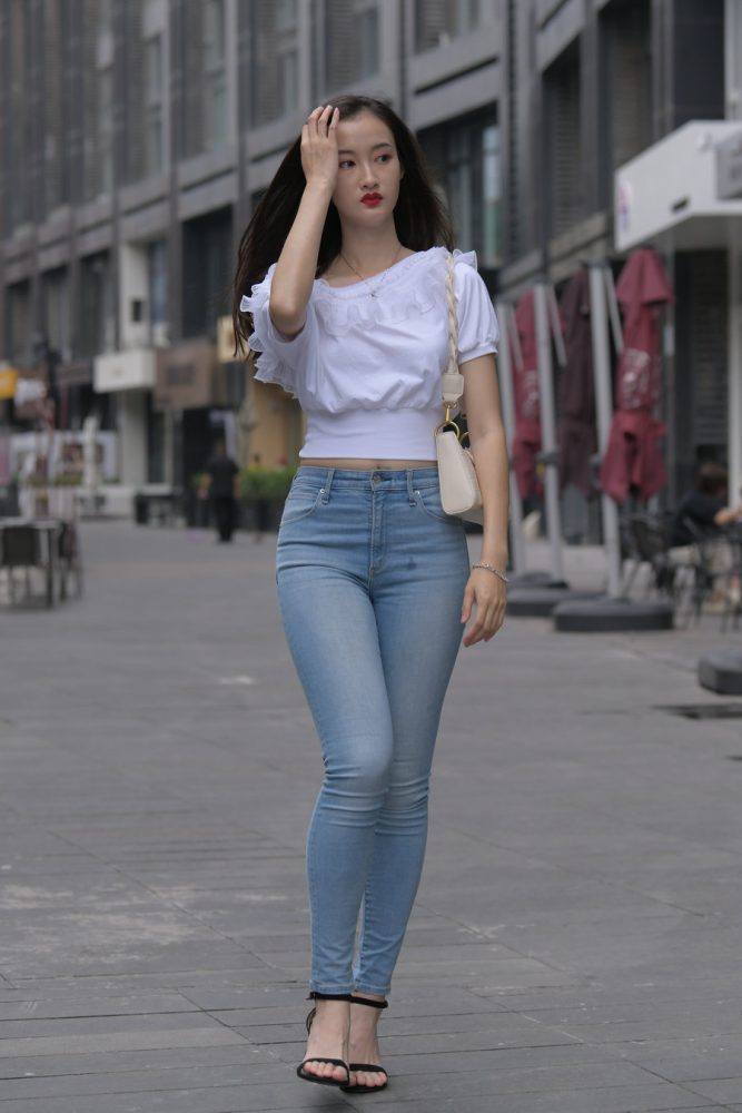 紧身牛仔裤女孩J2177 370P2V-19.4GB-小鹿图库