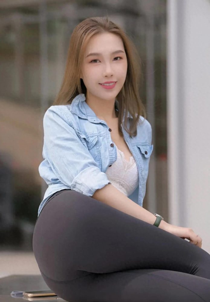 图片[2]-非常漂亮的瑜伽裤女孩J1990 733P1V-27.9GB-小鹿图库