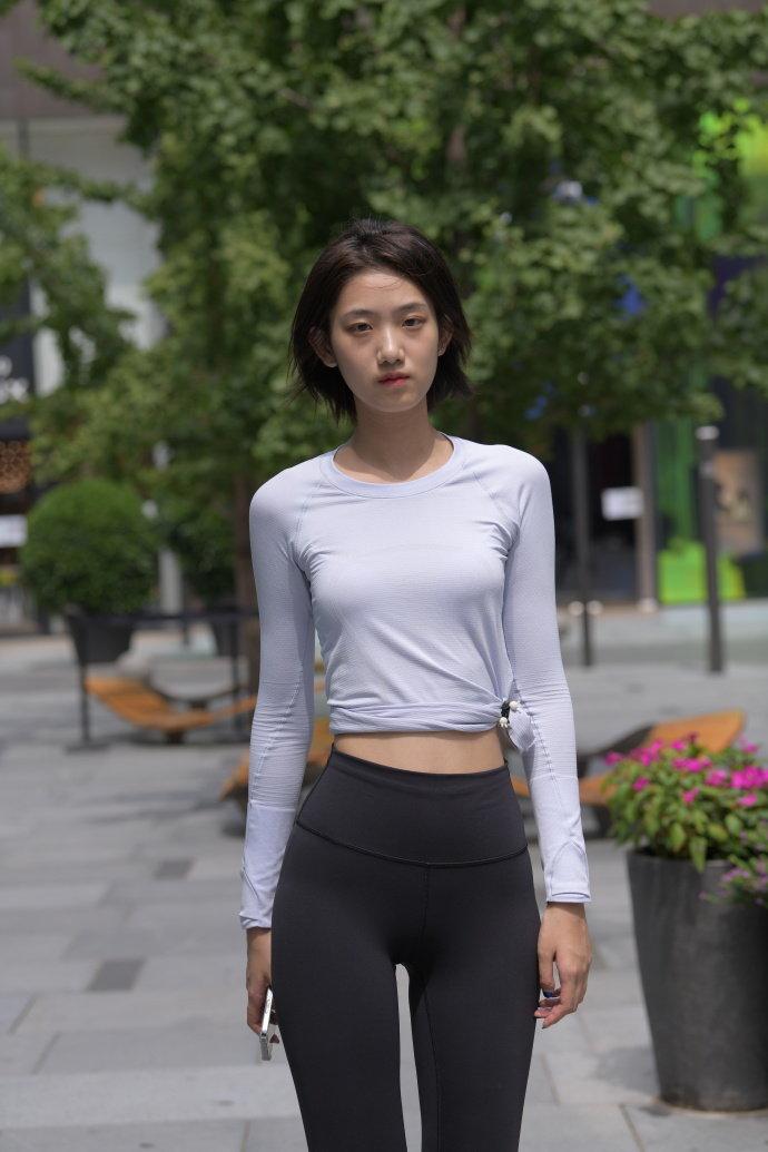 图片[1]-短发长腿的女生J2791 292P-5.71GB-小鹿图库