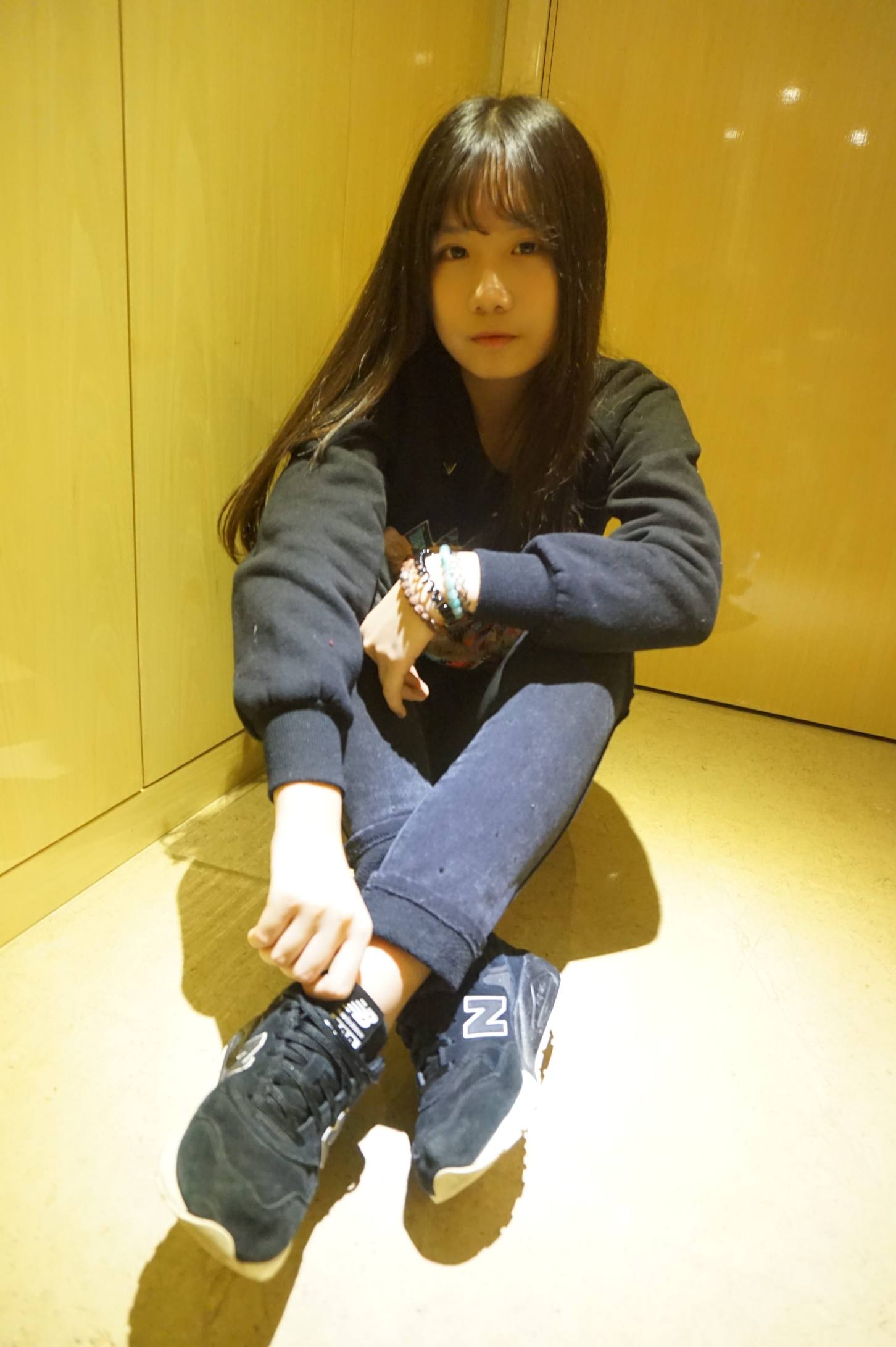 图片[2]-齐刘海的长发女孩【70P】20016-小鹿图库