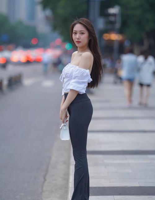 图片[3]-身材非常哇塞的瑜伽裤女孩  J1333 521P6V-21.6GB-小鹿图库