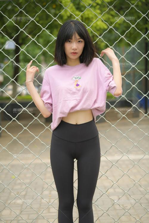 图片[5]-穿瑜伽裤打篮球的大三女孩J2198 463P1V-18.6GB-小鹿图库