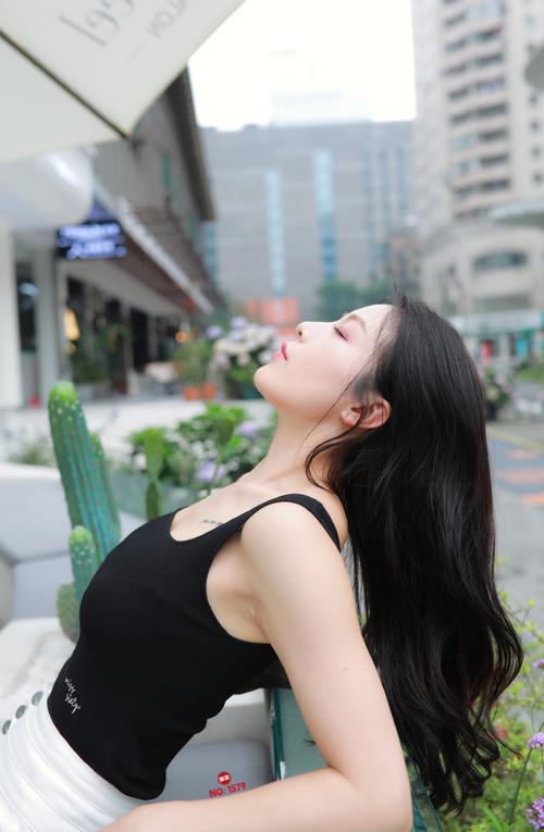 图片[2]-非常漂亮的白色紧身裤女孩J2055 895P2V-24.5GB-小鹿图库