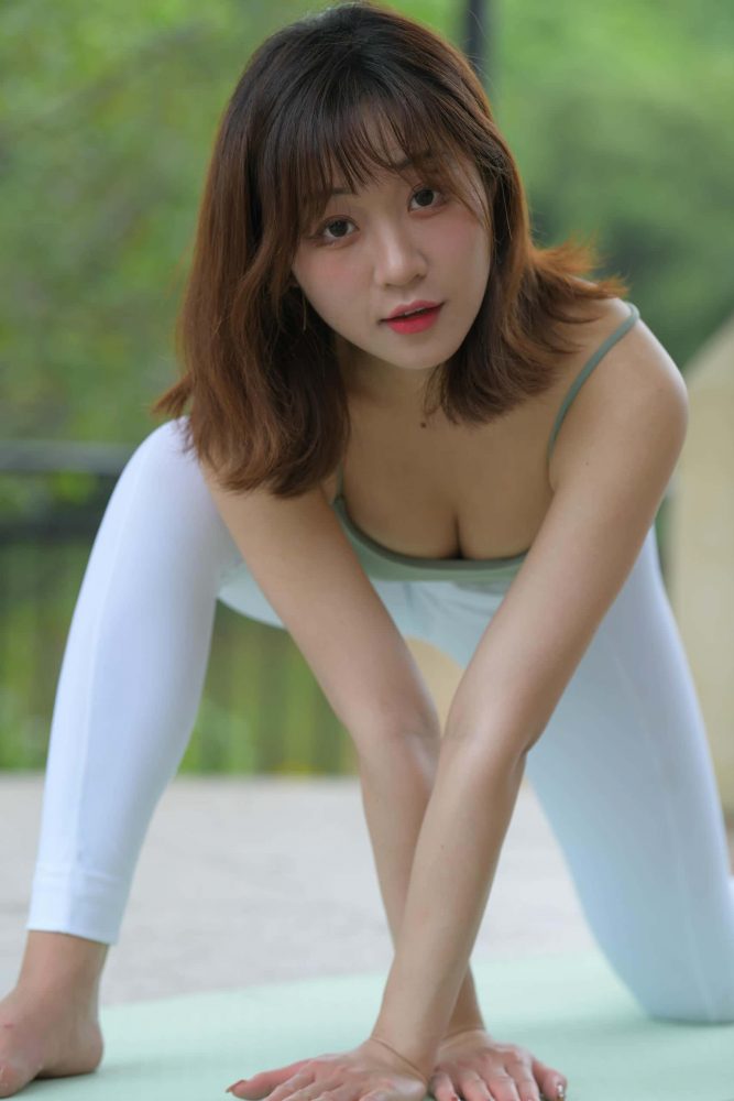 阳光明媚的下午，她迟到了【743P】J1675-小鹿图库