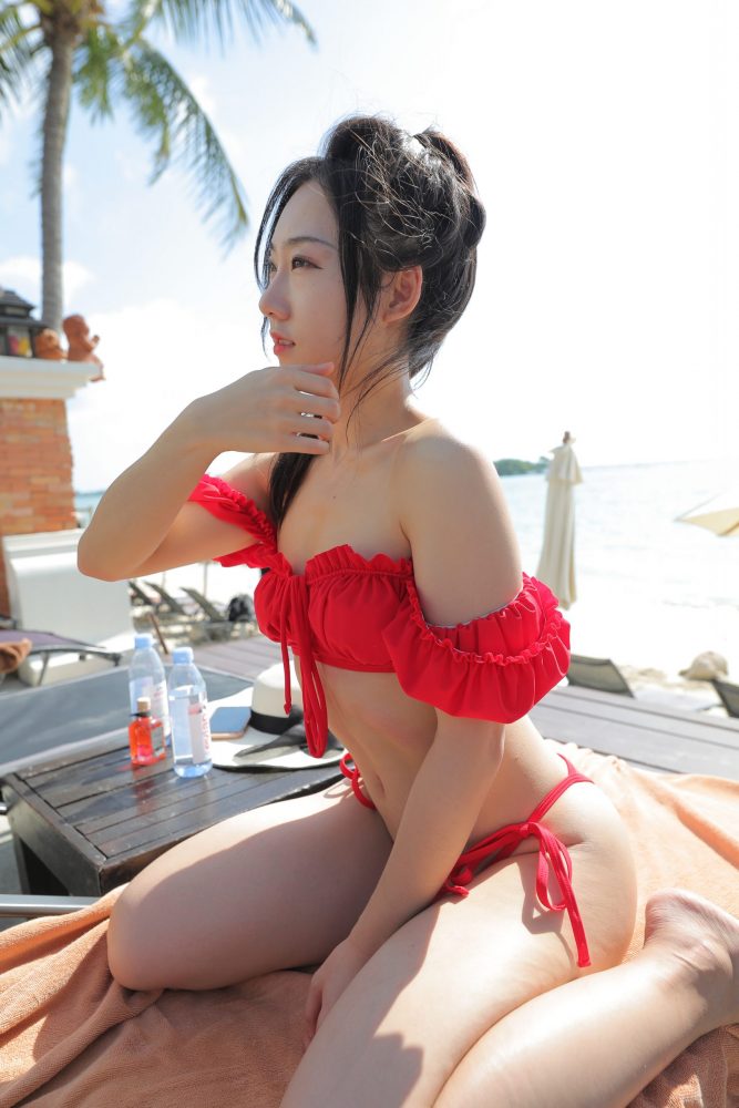海边度假的红色比基尼小姐姐【364P】J0890-小鹿图库