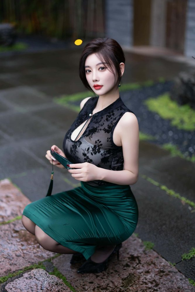 绿色旗袍 - 杨晨晨【87P】P50237-小鹿图库
