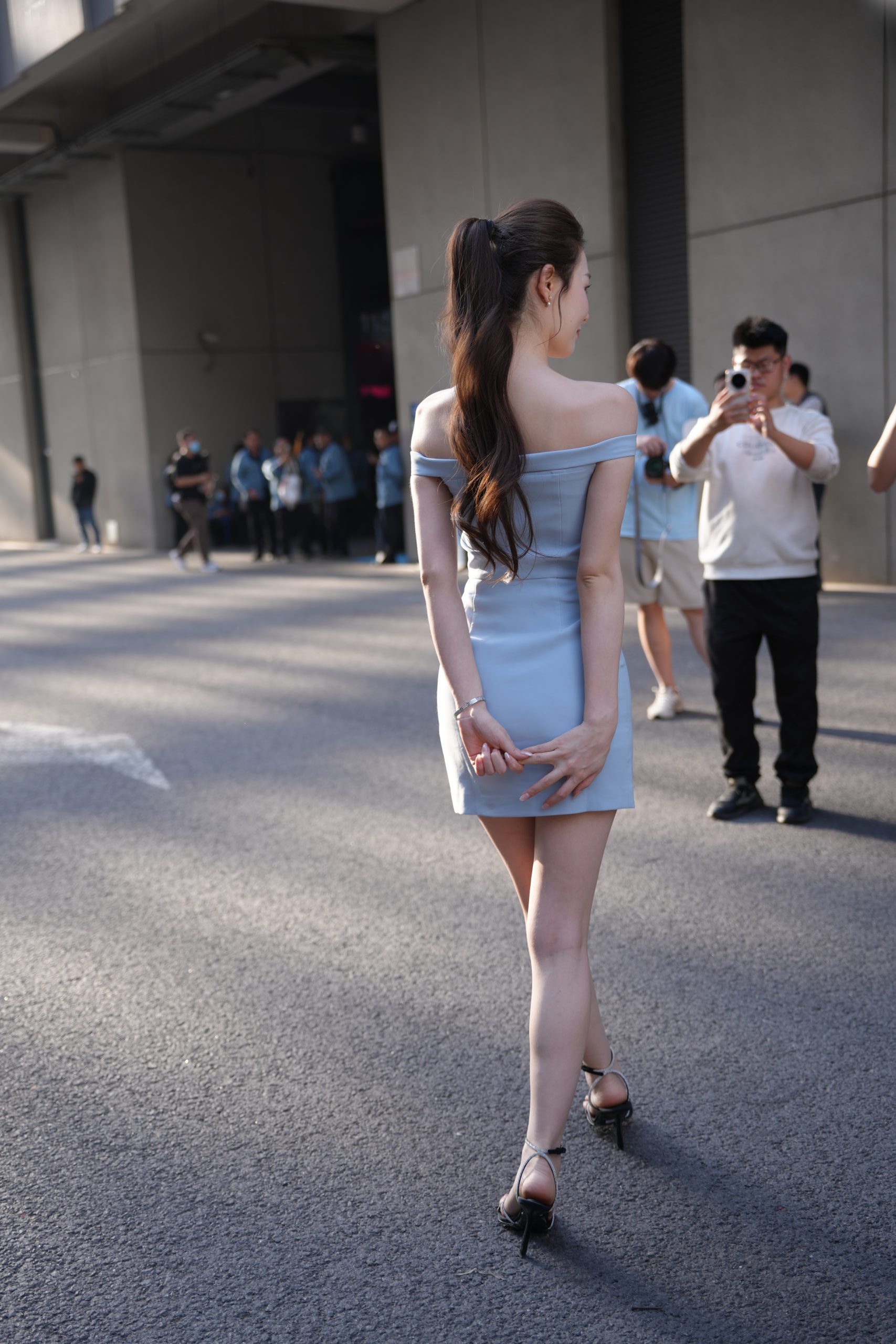 图片[2]-街拍美女p2001-小鹿图库